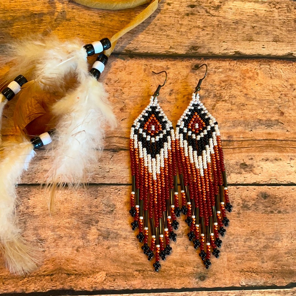 Western beaded earring